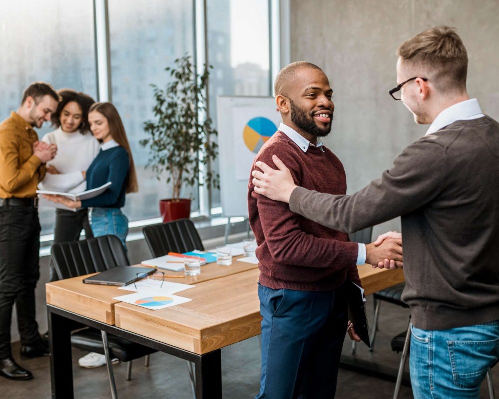 Come chiudere la stagione nel modo giusto: salutare il team